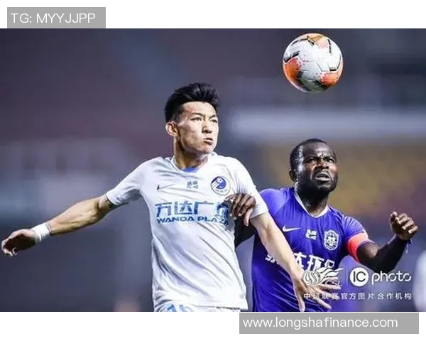 赛后复盘分析上海羽毛球队与杭州羽毛球队的竞技状态与表现对比 赛后复盘分析上海羽毛球队与杭州羽毛球队的竞技状态与表现对比